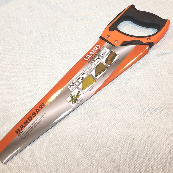 18" Hand saw - Picture 3 of 11